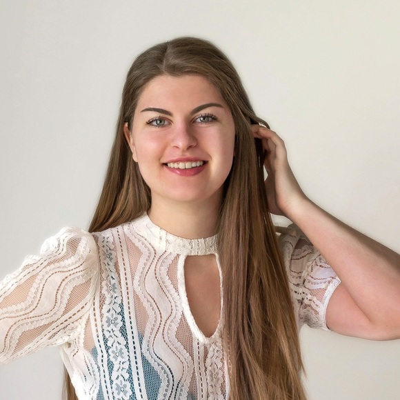 Meet your Posher, Alexa - Picture 1 of 1